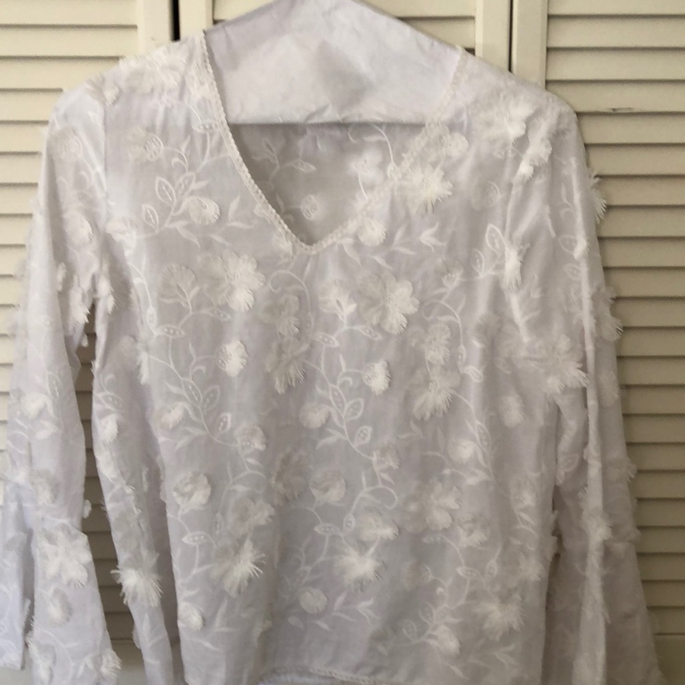 New never worn Karen Kane Spring blouse!